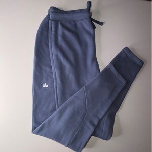 Alo Yoga Blue Joggers Size M